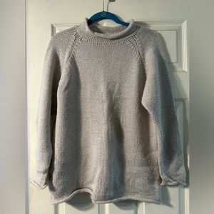 Pull over wool sweater with roll hem